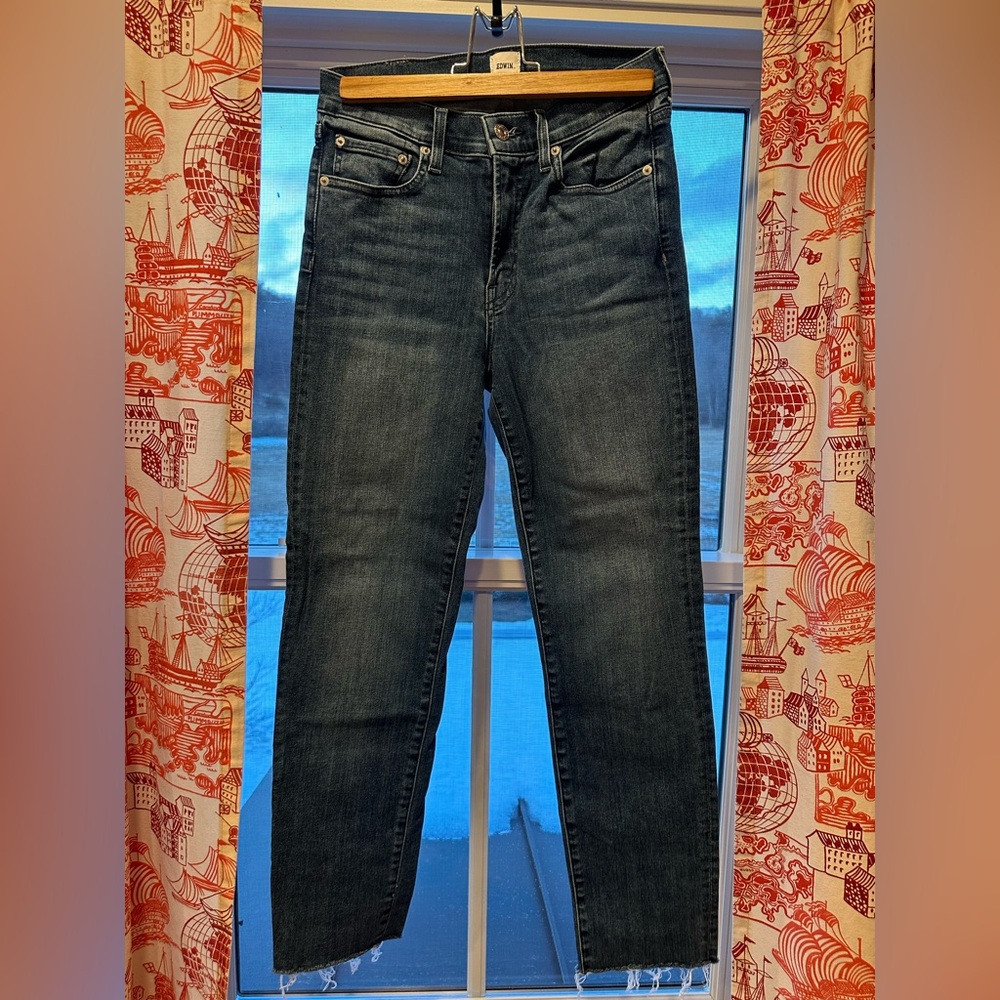 EUC Edwin Straight Leg Raw Hem Jeans size 27